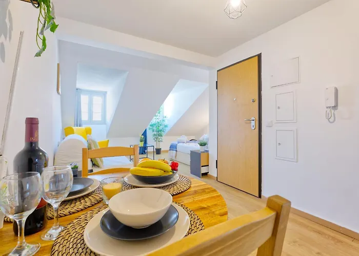 And Beautiful Flat * 리스본